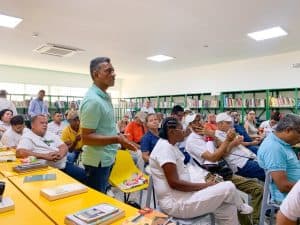 Aguas de Cartagena se reúne con líderes comunitarios para enfrentar problemas de acueducto