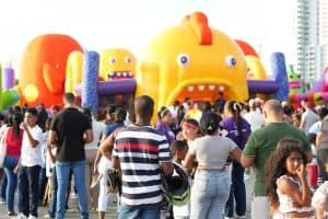 La Plaza de Variedades se transformó en parque de diversiones para celebrar el Día de la Niñez en Cartagena