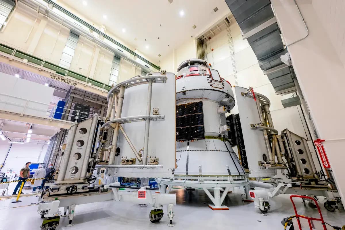 Así es vivir en la Orión: el "hogar" de cuatro astronautas rumbo a la Tierra