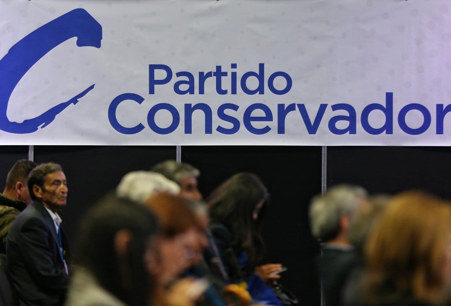 Partido Conservador sanciona a congresista por apoyar a Iván Cepeda en lugar de Paloma Valencia
