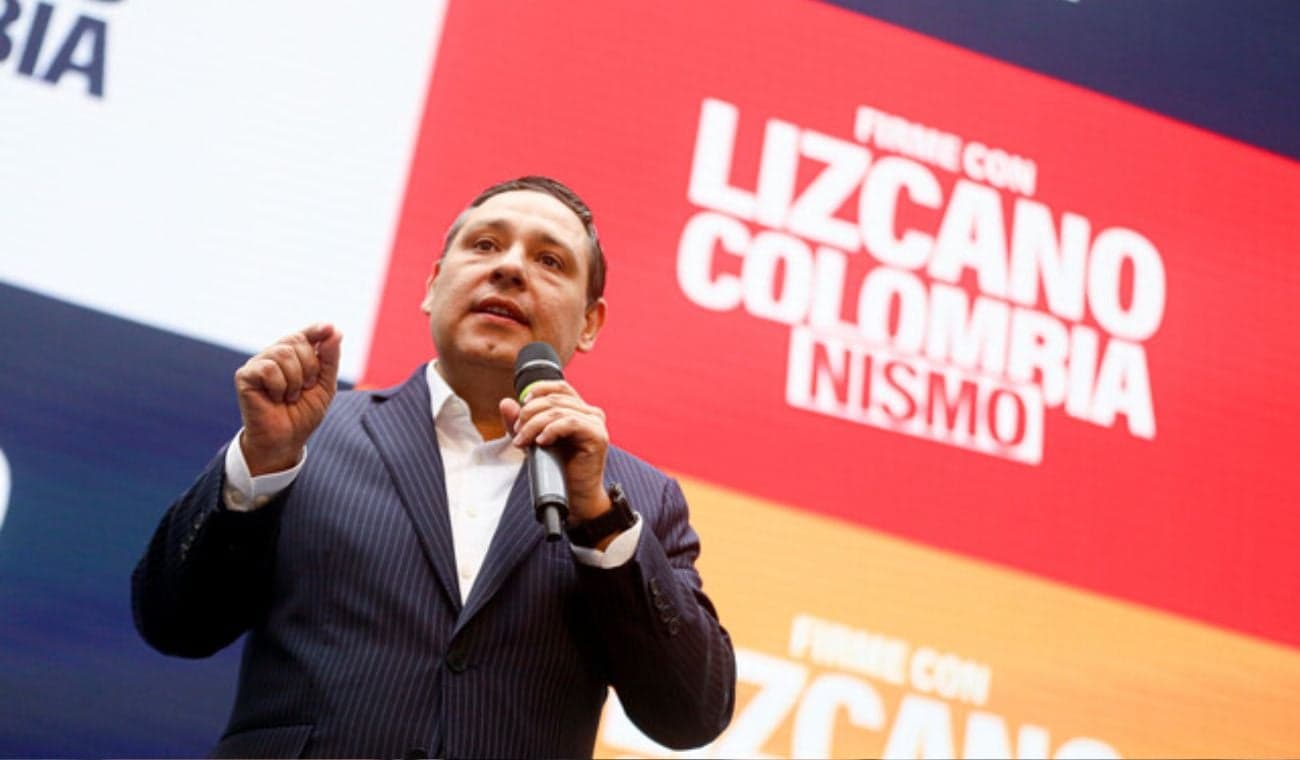 Mauricio Lizcano se perfila como tercera opción: rechaza izquierda y derecha con apuesta en tecnología