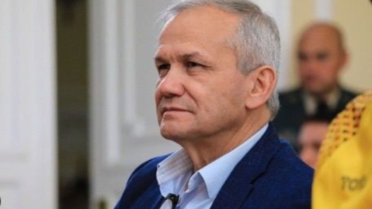 Interpol deja de buscar a Carlos Ramón González, pero en Colombia sigue el juicio