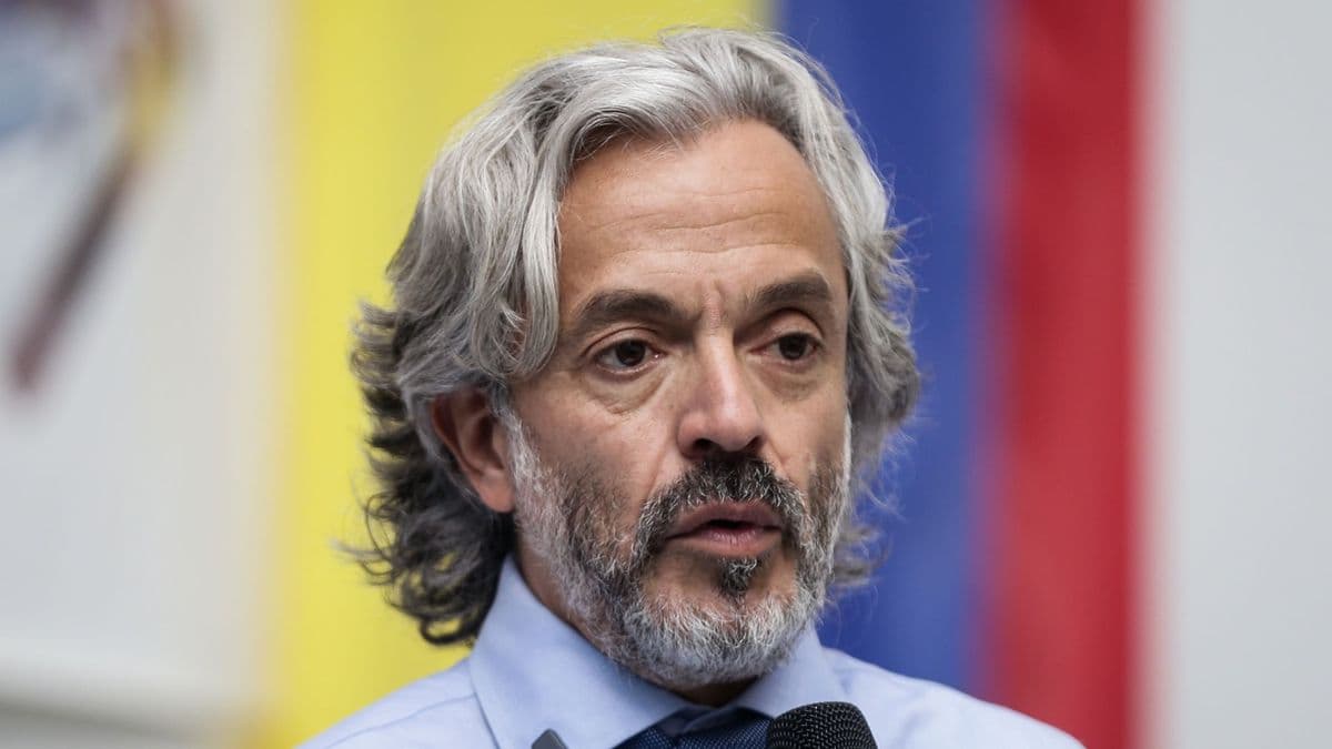 Oviedo critica duramente a Petro: "El costo de pelear con el Banco de la República lo pagan las familias"