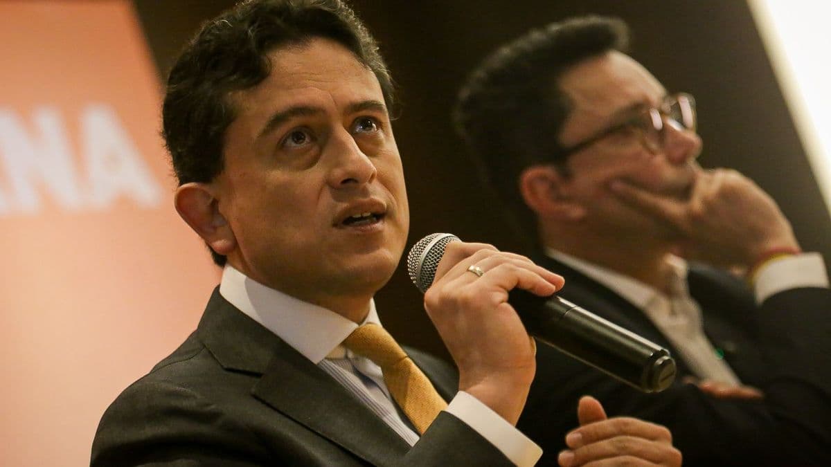 Mauricio Lizcano elige a Luis Carlos Reyes como su fórmula vicepresidencial para mayo