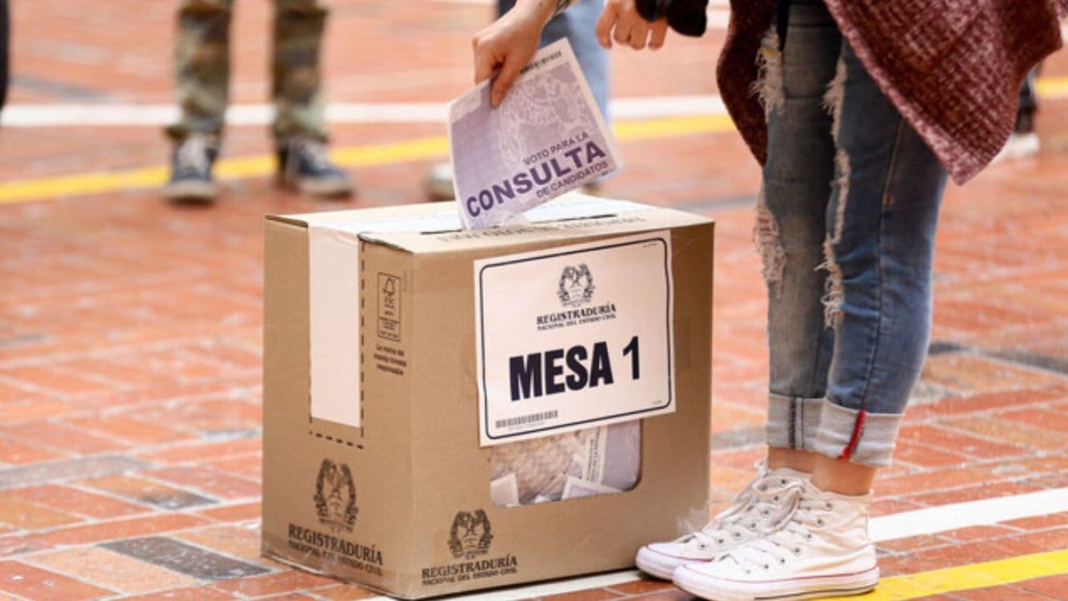 Partidos esperan encuestas para decidir a quién apoyan en las presidenciales del 31 de mayo