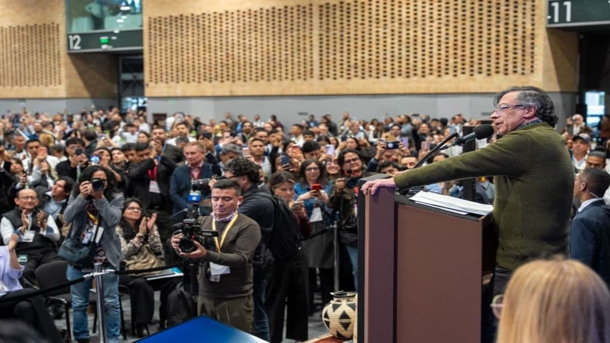 Petro arremete contra Char por seguridad en Barranquilla: "entregó la ciudad a la violencia"