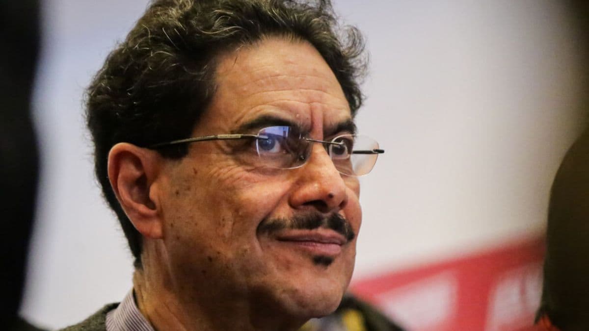 Iván Cepeda cambia de táctica: acepta debates y reta a sus contendores en giro estratégico