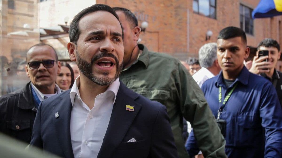 De la Espriella denuncia amenaza de atentado con francotirador contra él y su familia