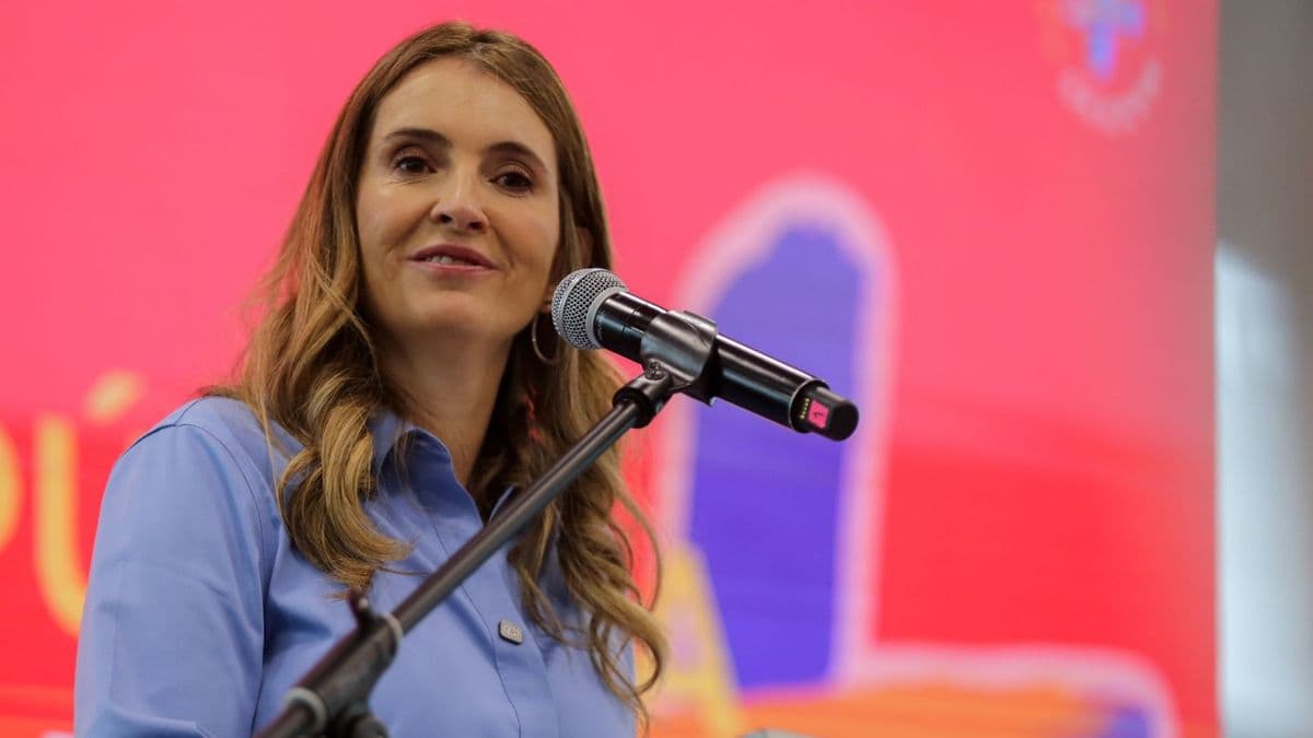 Paloma Valencia defiende aumento de salario mínimo y promete ampliar subsidios para adultos mayores
