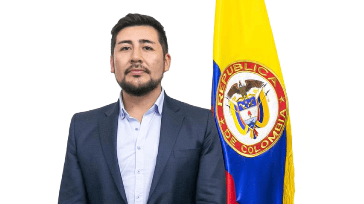 Andrés López renuncia al viceministerio TIC tras polémica por promoción política