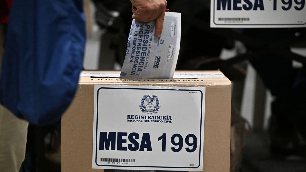 Medellín pide cambiar puesto de votación para segunda vuelta: adultos mayores sufrieron caos el domingo