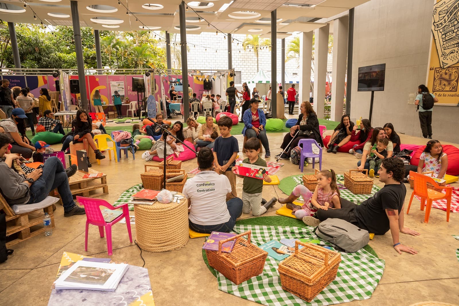 Medellín celebra 20 años de la Feria Días del Libro con homenaje a sus libreros