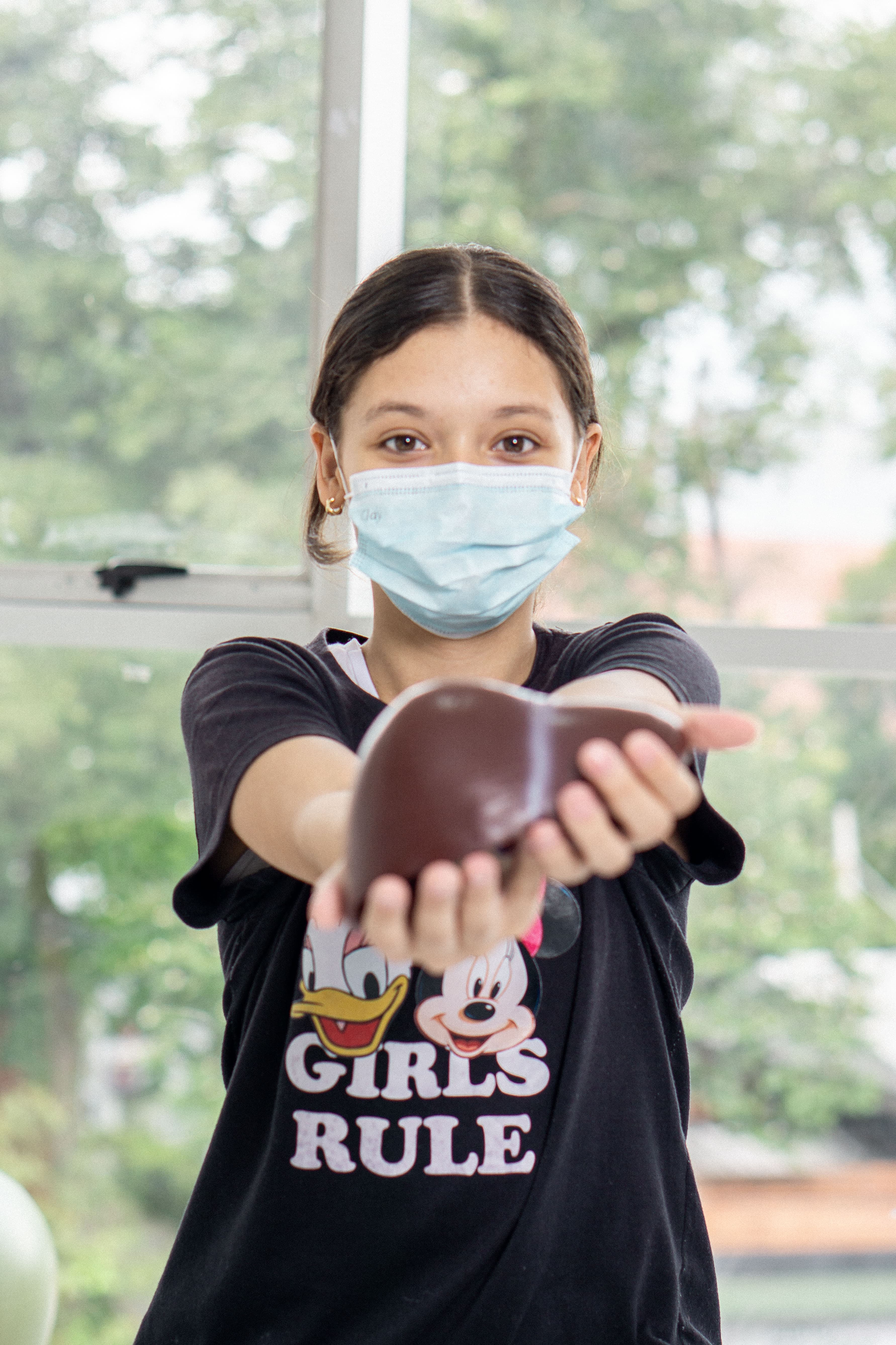Colombia realiza por primera vez autotrasplante de hígado en niña con tumor complejo
