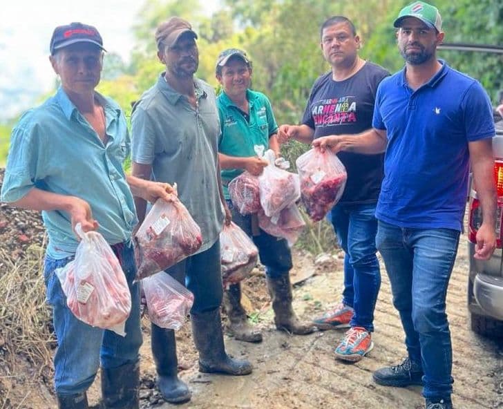 Armenia Mantequilla entrega 25 toneladas de carne a familias vulnerables en cinco meses