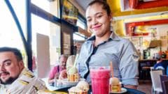 España regulariza medio millón de migrantes mientras Europa cierra puertas: ¿por qué va contracorriente?