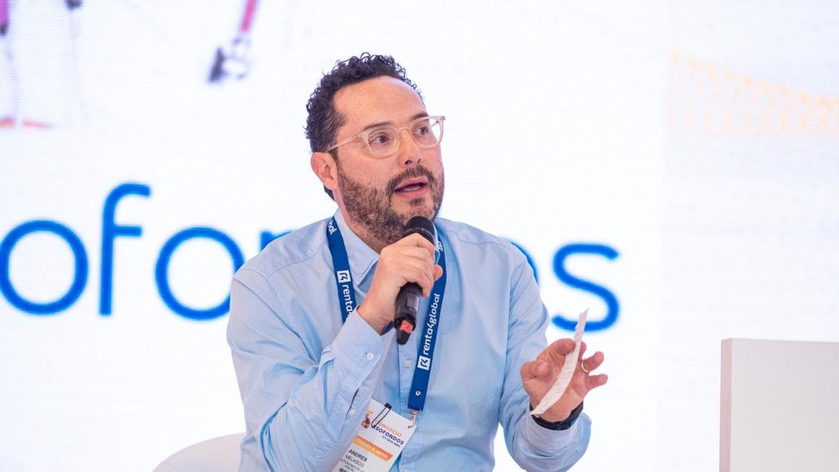 Fondos de pensiones demandan decreto que restringe inversiones en el exterior y amenaza pensiones