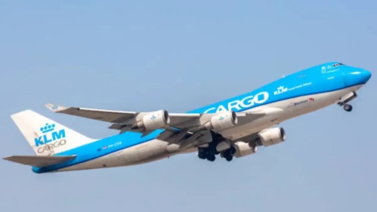 Aerolíneas mundiales se desploman en bolsa por tensión en Medio Oriente y alza de combustible