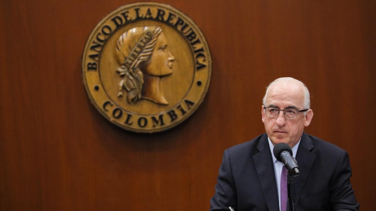 Banco de la República sube tasas de interés en medio de tensión con Hacienda