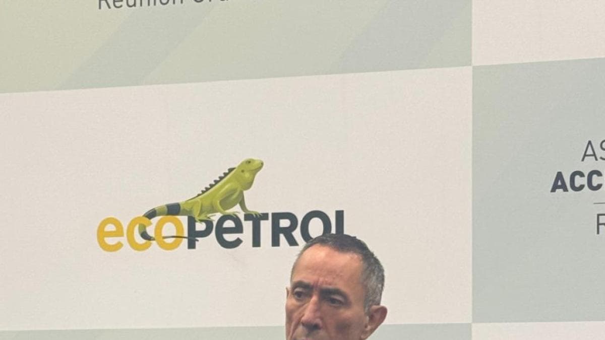 Ricardo Roa no asiste a audiencia y retrasa proceso por presunta violación de topes electorales