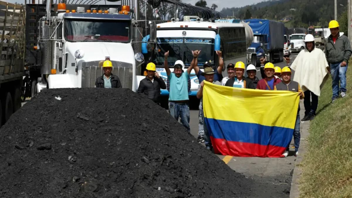 Gobierno abre mesa técnica para resolver conflictos mineros en el Bajo Cauca