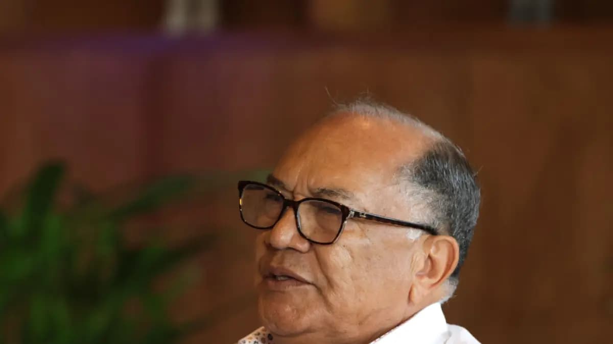 Exministro Acosta pide frenar el gasto público para que el Banco de la República no tenga que subir más las tasas