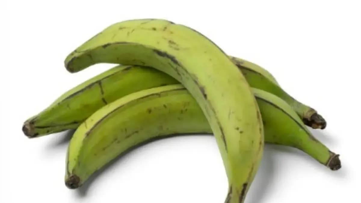 Plátanos, frutas y carne disparan los precios: la inflación sube a 5,56% en marzo