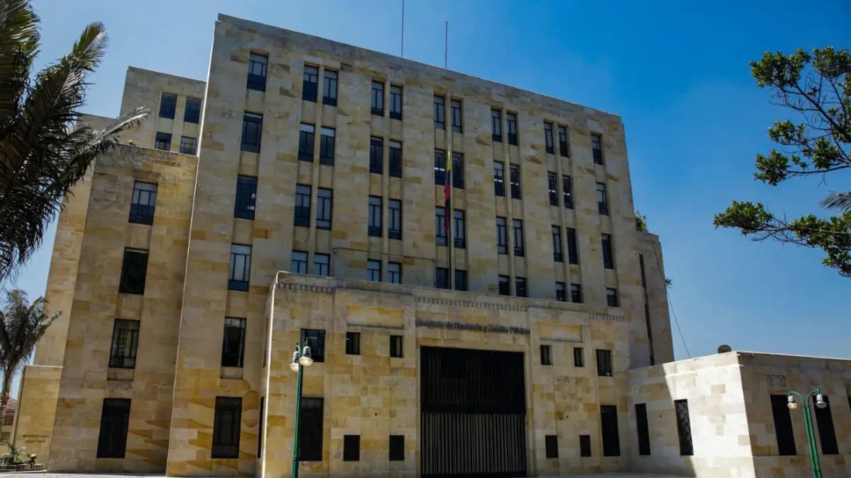 Hacienda coloca 1,5 billones en deuda pública con fuerte demanda de inversionistas