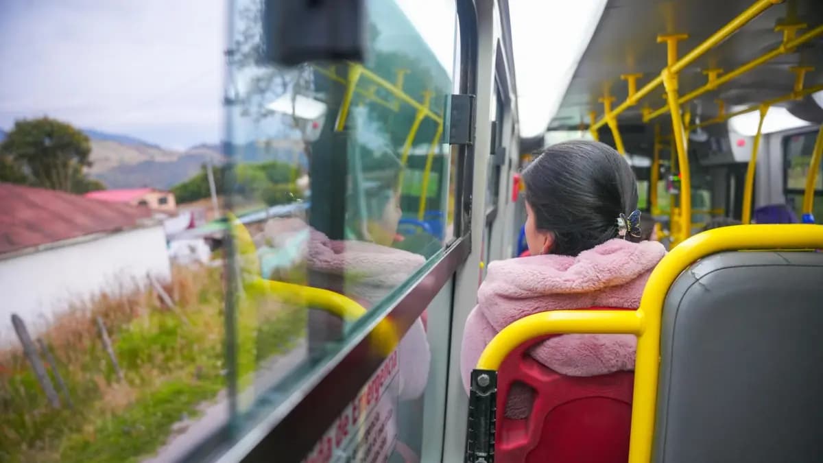 Bogotá campaña contra usar TransMilenio como camioneta de mudanza