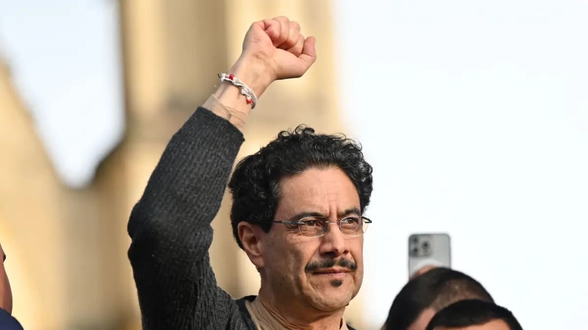 Cepeda admite corrupción en el Gobierno Petro y promete combatirla si llega a la Presidencia