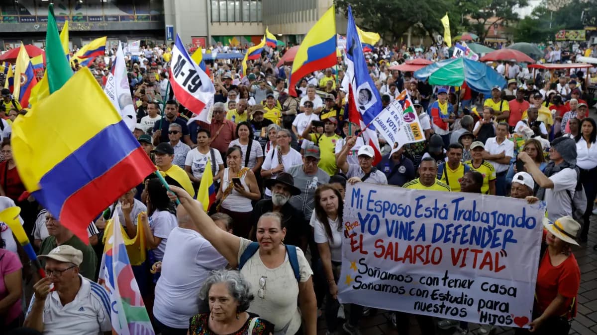 Gobierno mantiene aumento de 23% al salario mínimo pese a orden del Consejo de Estado