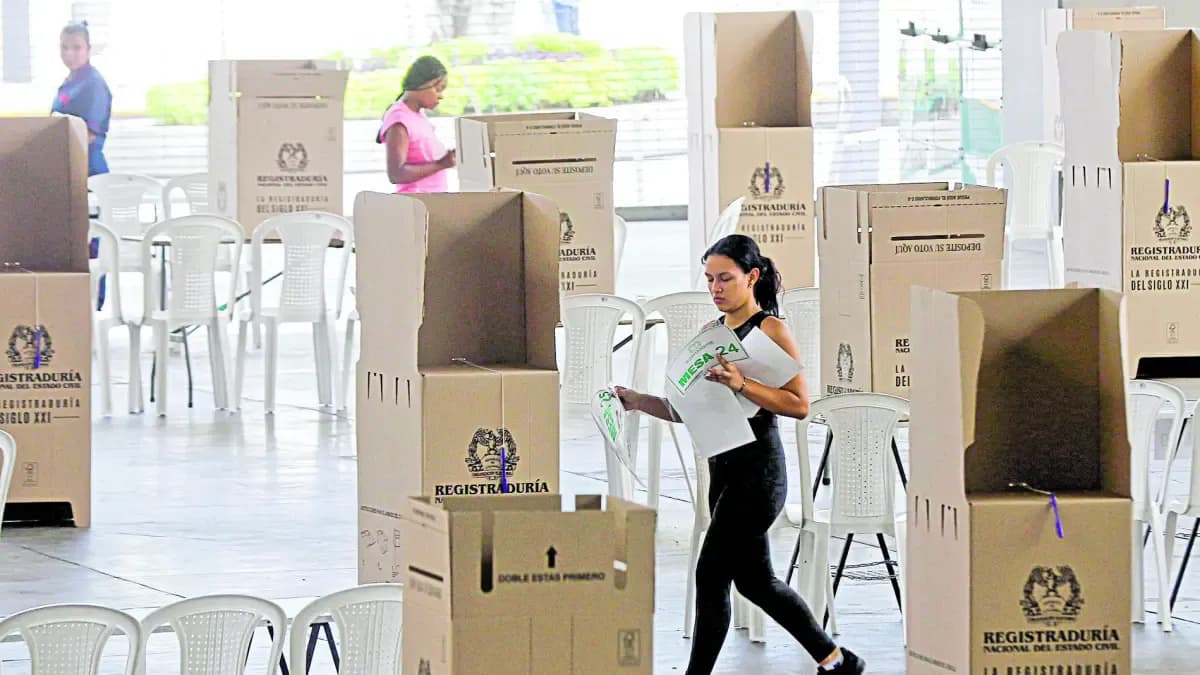 Registrador y empresarios cierran filas contra alertas de Petro sobre fraude electoral