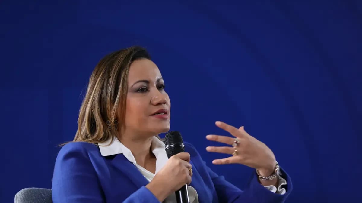 Carolina Corcho promete revivir la reforma a la salud si llega al Senado