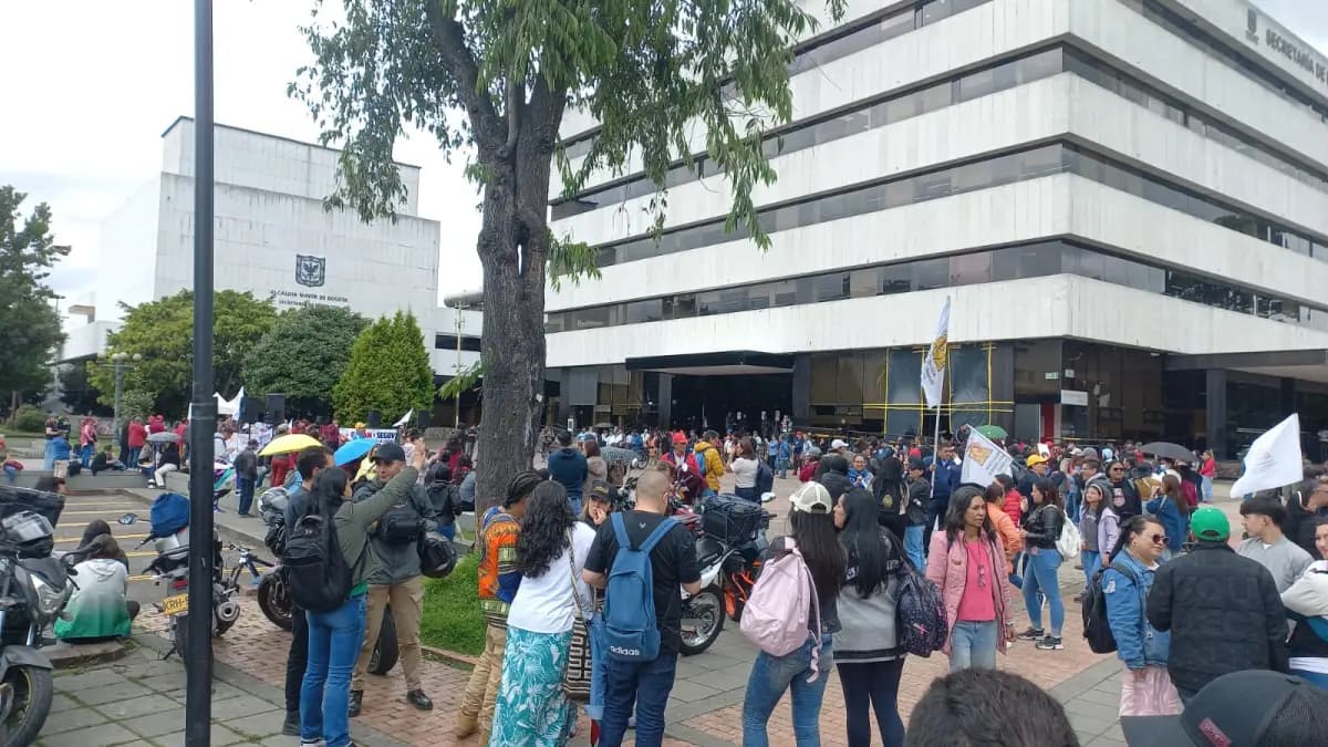 Docentes de Bogotá convocan paro de 24 horas el 12 de marzo por crisis en educación pública