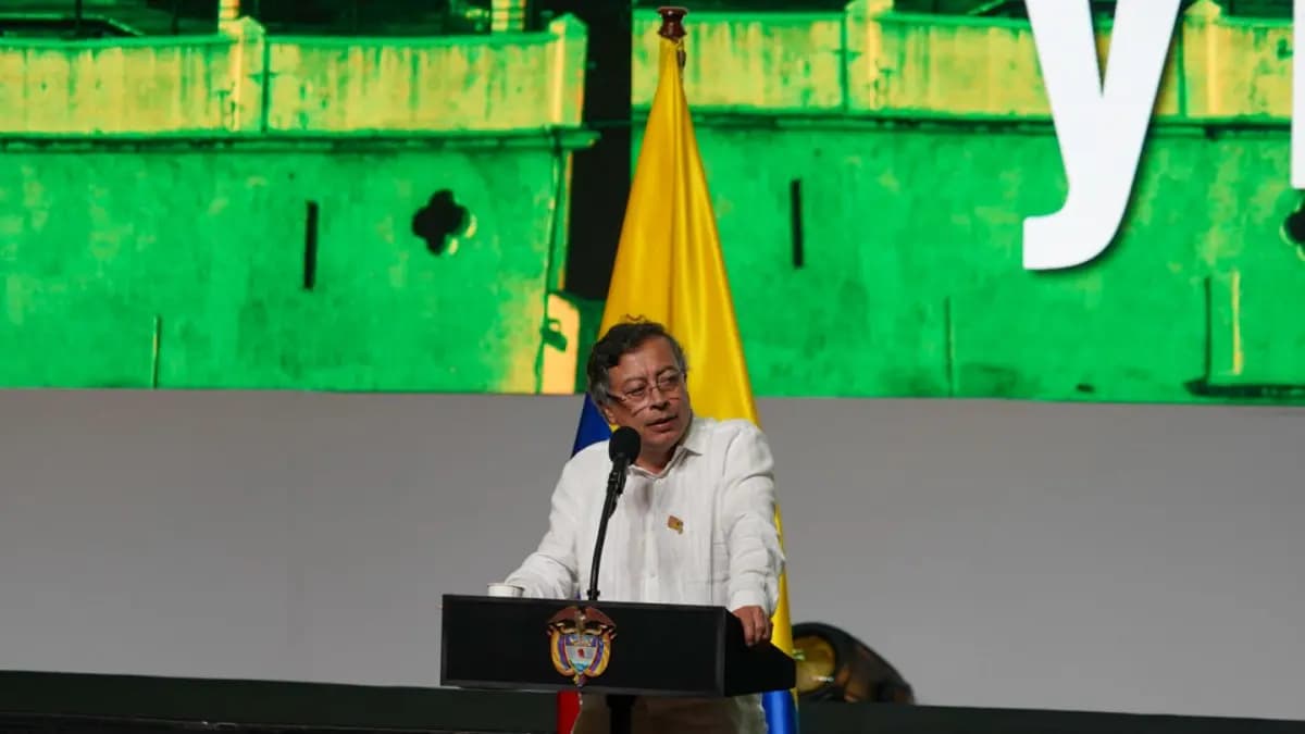 Petro respalda decreto sobre pensiones y apuesta a que la Corte lo apruebe para reducir el déficit