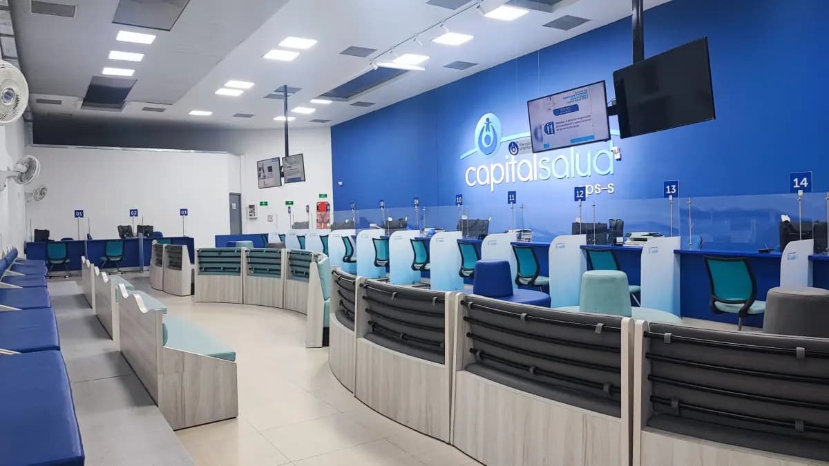 Capital Salud demuestra que simplificar funciona: menos trámites, menos quejas y más satisfacción en la salud pública