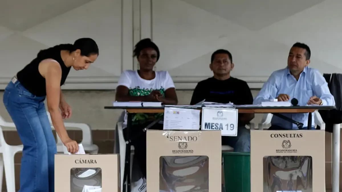 Partidos tradicionales recuperan fuerza en elecciones: Centro Democrático lidera mientras Pacto Histórico se rezaga