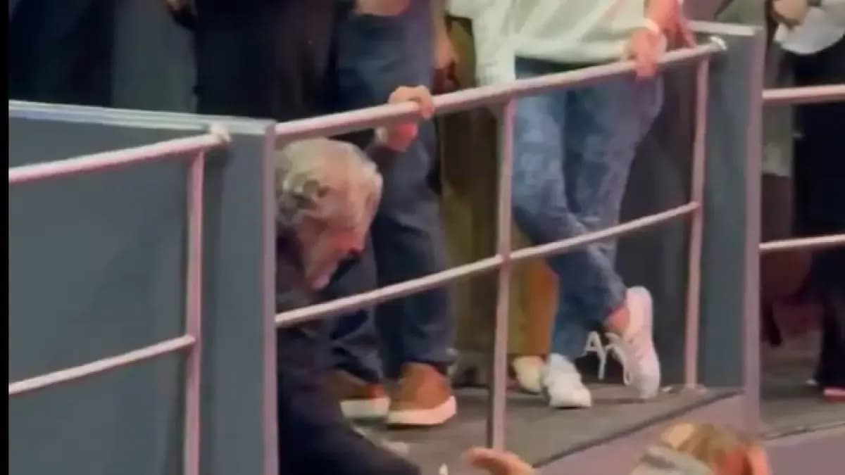 Oviedo recibe aplausos en concierto de Miguel Bosé mientras espera decisión sobre fórmula vicepresidencial