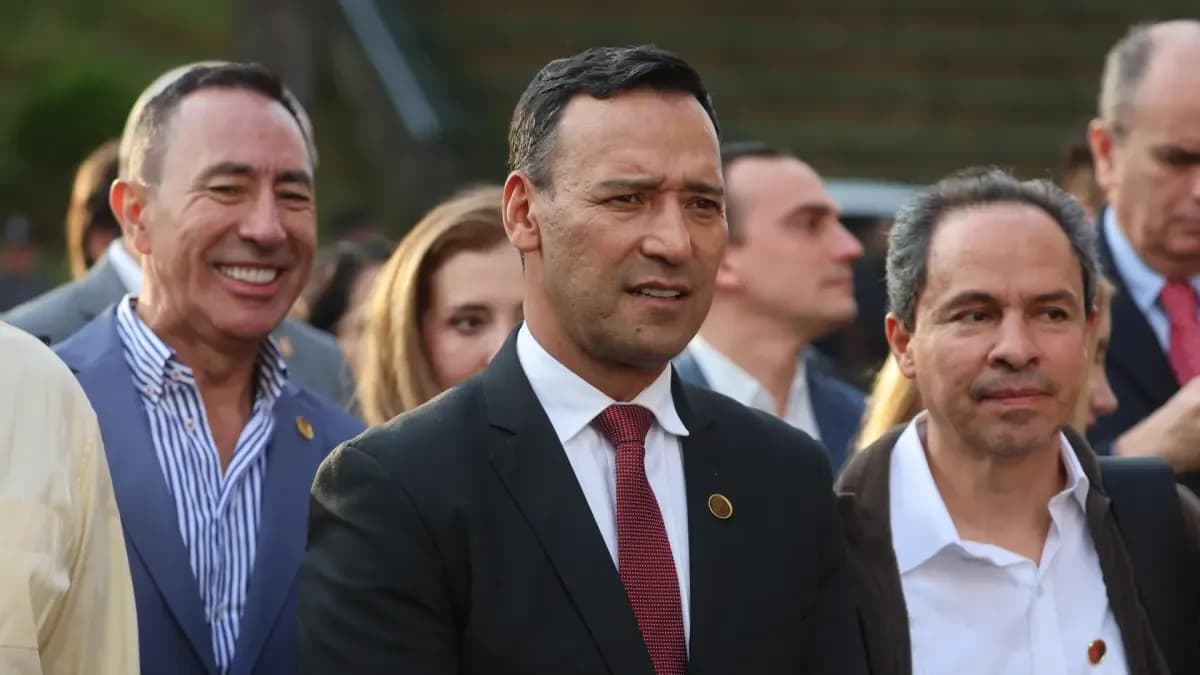 Ministros colombianos se reúnen con Delcy Rodríguez tras cancelarse cita presidencial en la frontera