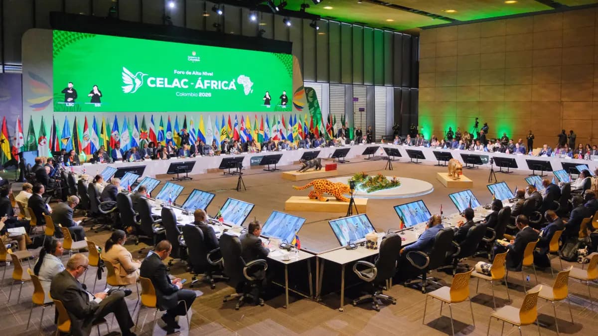 Petro cuestiona utilidad de la ONU y apunta a diplomacia como arma contra guerras globales