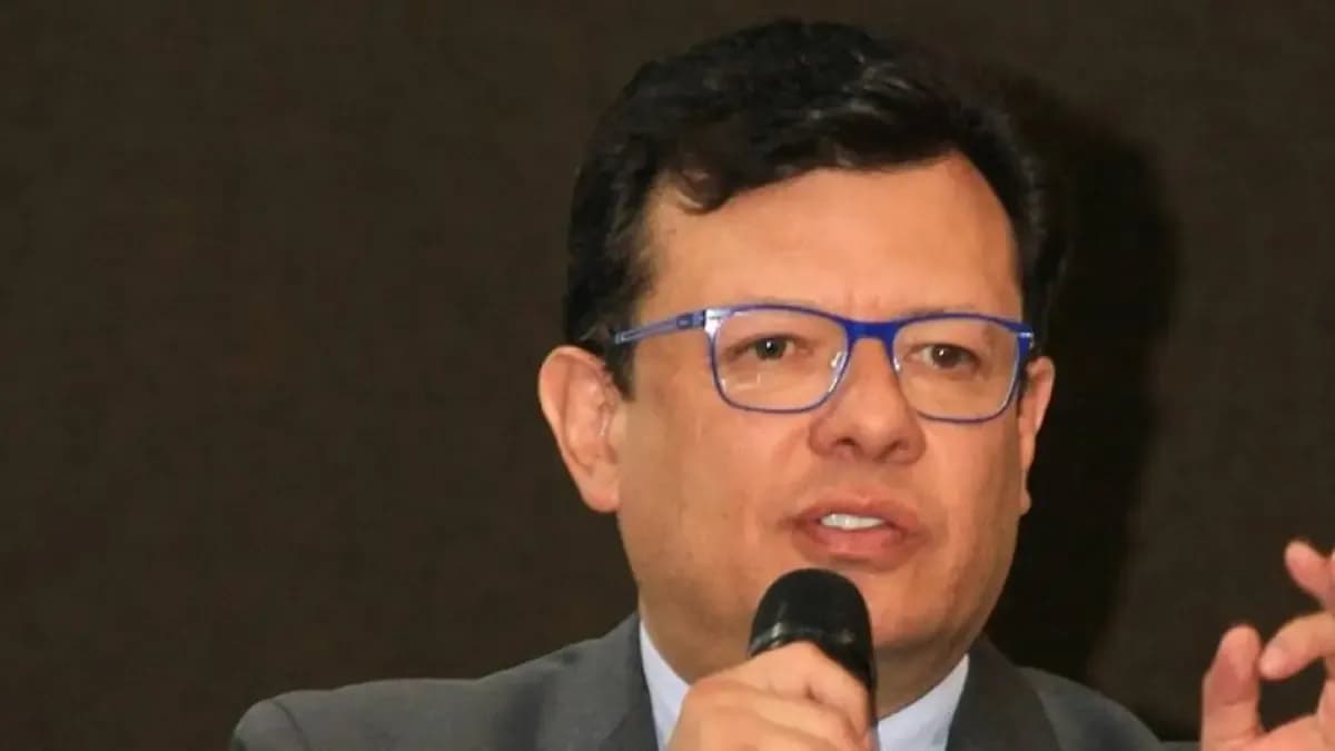 Mujeres del Pacto Histórico exigen salida de Hollman Morris de RTVC por denuncias de acoso sexual