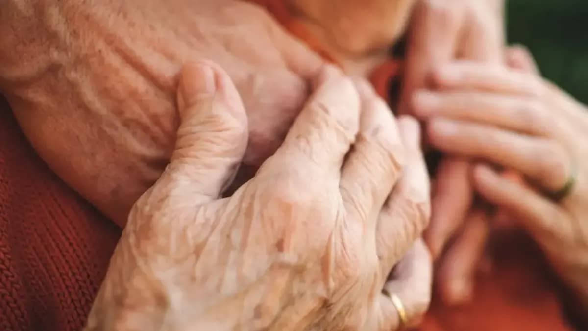 Senado aprueba reforma para proteger adultos mayores y controlar gastos de gobiernos locales