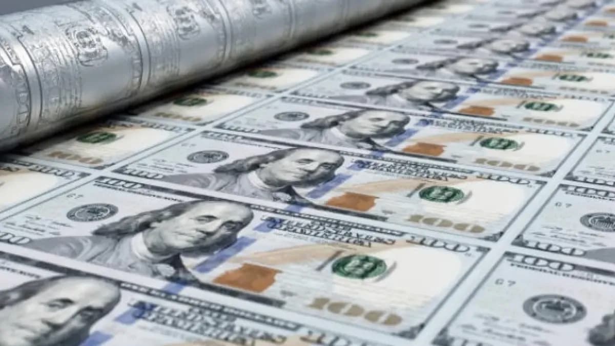 Dólar podría volver a los $3.700 por tensiones globales y posible alza de tasas