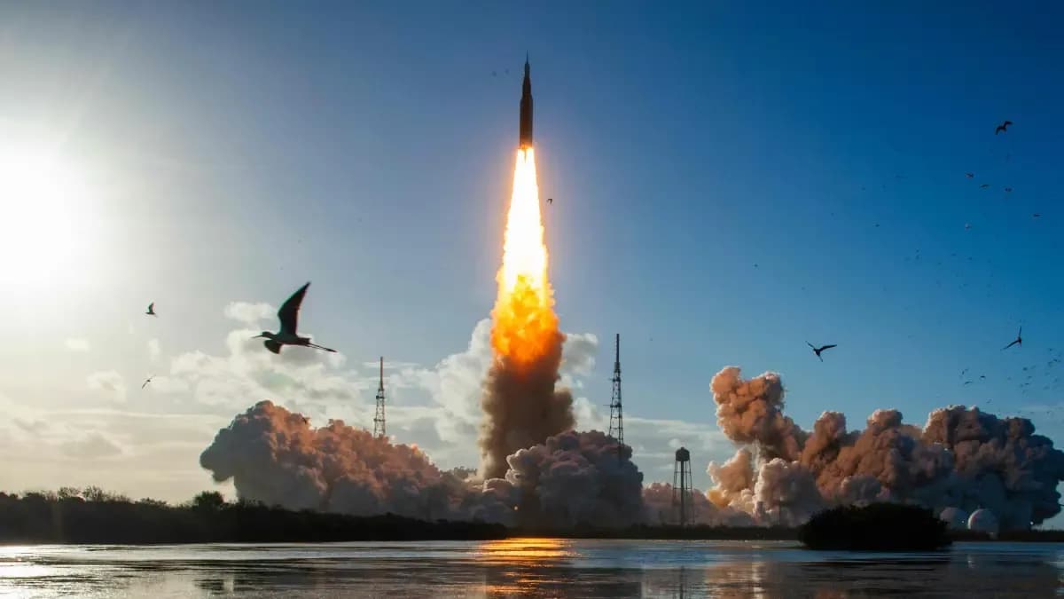 Seis colombianos celebran éxito de Artemis II: la misión que devolvió a la humanidad a la Luna