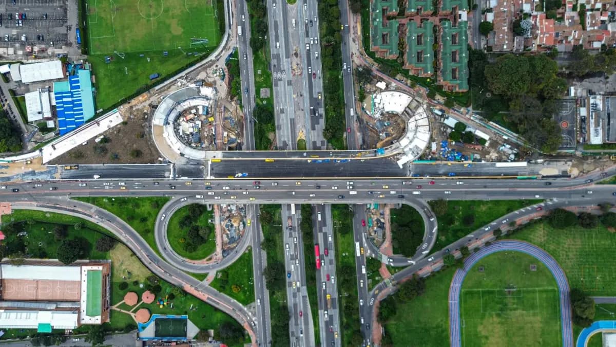 Puente de la calle 153 en Bogotá se entregará en julio tras tres años de retraso