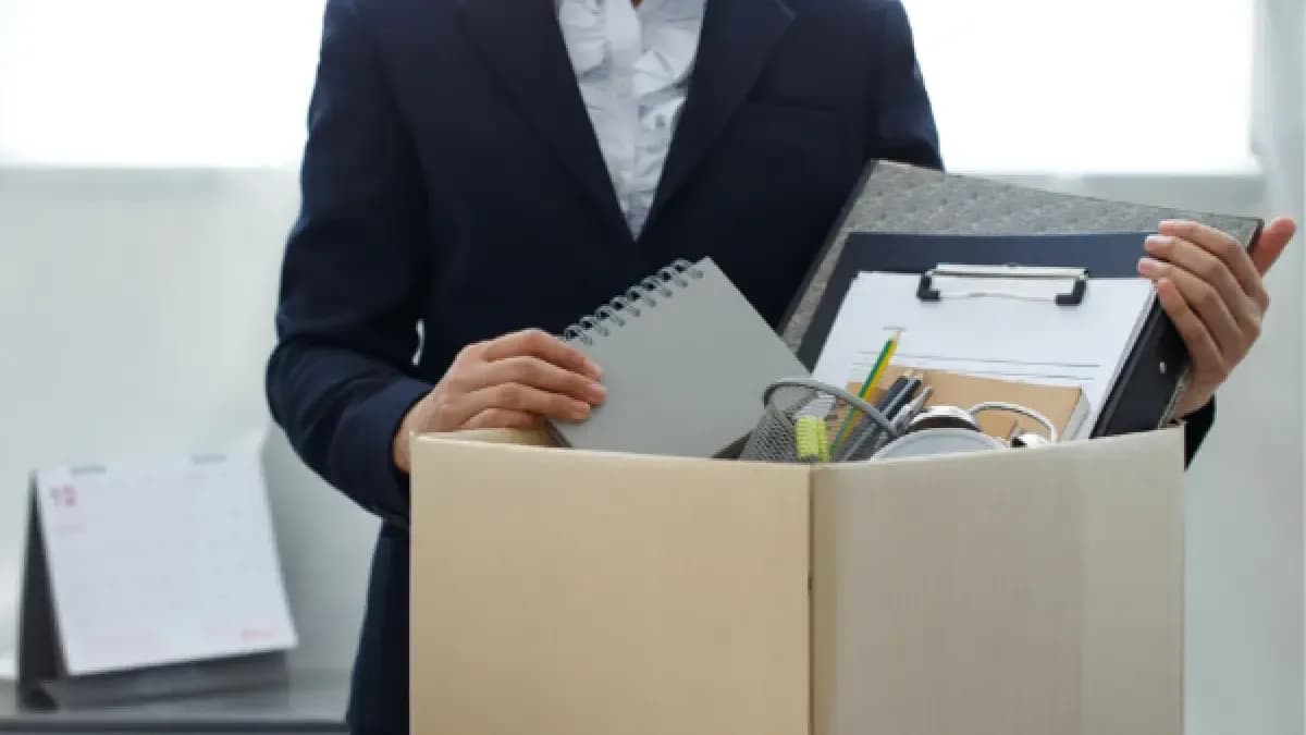 Cómo calcular tu indemnización por despido sin justa causa en 2026: la fórmula según tu contrato y antigüedad