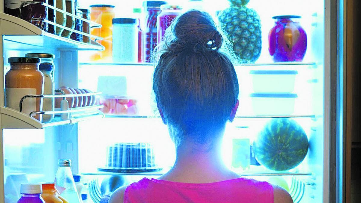 Pediatras alertan sobre dietas de moda en redes sociales que ponen en riesgo la salud de adolescentes