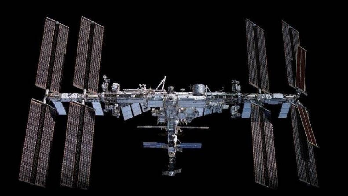 NASA alerta astronautas en la Estación Espacial por fuga de aire en módulo ruso
