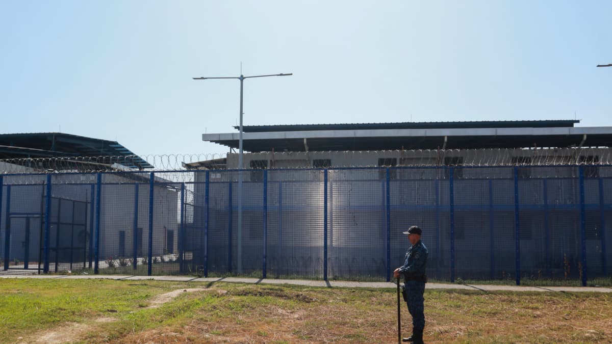 Expolicía de Cartagena condenado por meter drogas y celulares a la cárcel de Ternera