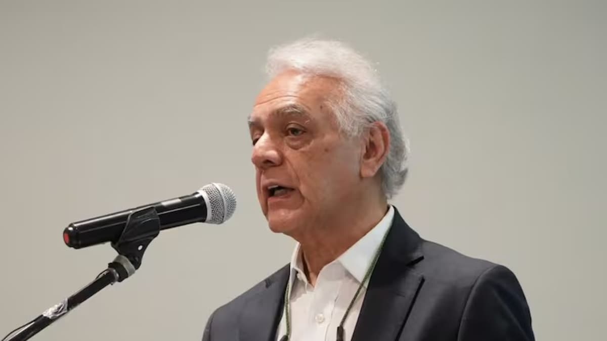 Renuncia superintendente de Salud tras menos de seis meses en el cargo y en medio de críticas a su gestión