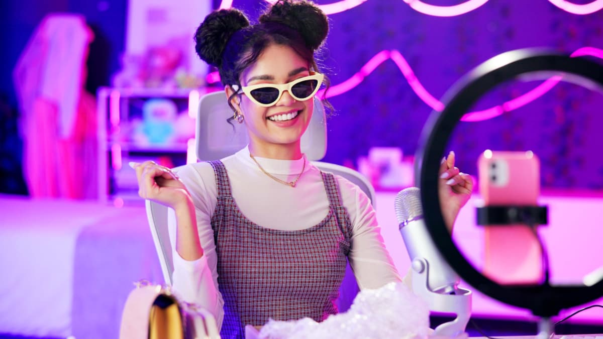 Investigación revela que los creadores de contenido enfrentan riesgos serios de salud mental